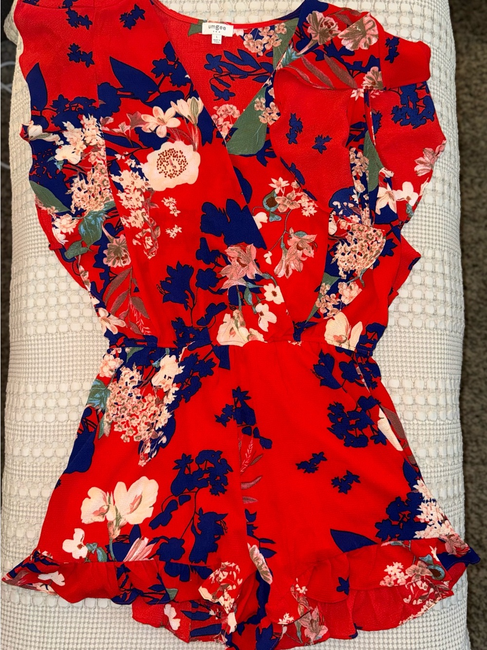 Umgee Red Floral Ruffle Romper Size L V Neck Boho Summer